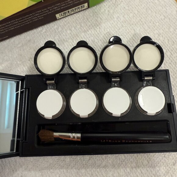 bareMinerals iQuad Meet the Greens Loose Eyeshadow Palette Compact Neutral Mini - Picture 9 of 11